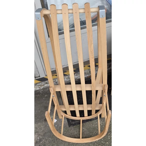 FA SZÁNKÓ, HÁTTÁMLÁVAL (LEVEHETŐ) 1 SZEMÉLYES, NATÚR