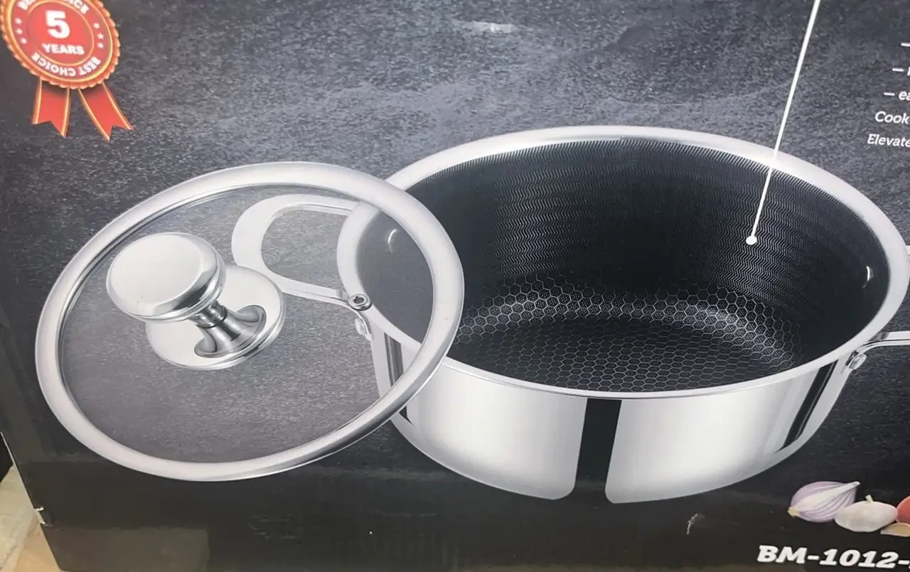 Bachmayer BM-1012-24 Rozsdamentes Főzőedény Üvegfedővel, Tapadásmentes,  Különleges bevonattal, 24 cm átmérő, 5.2 L, Ezüst 